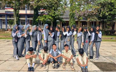 YUK GABUNG BERSAMA KAMI